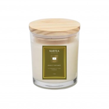 Scented candle with bergamot and orange blossom