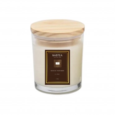 Oud scented candle